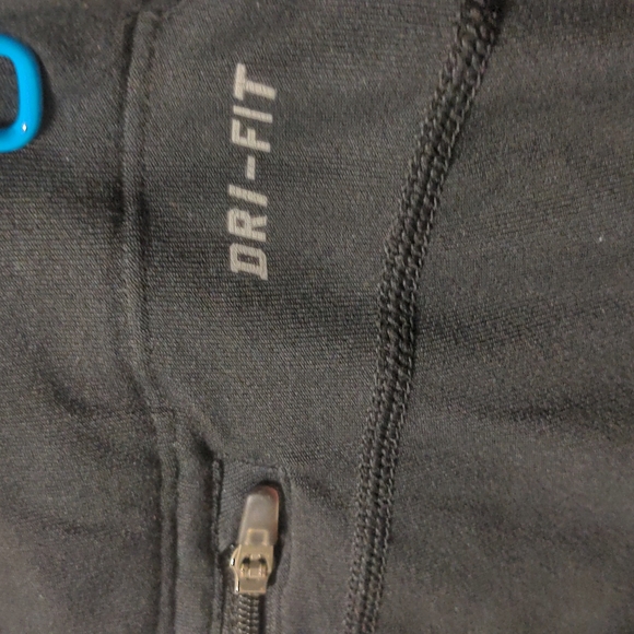 Nike Running DRI-FIT Cropped Leggings - Picture 6 of 11